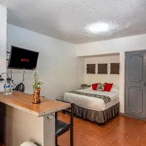 Estudio 4 / En Corazón De Chapalita Apartamento